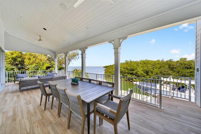 Building Photo - 146 Mockingbird Rd