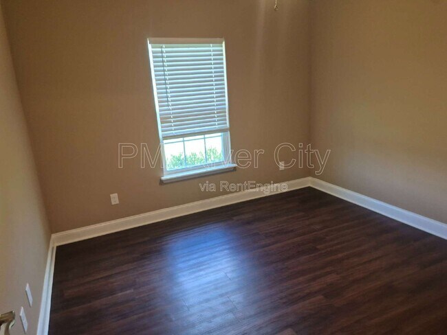 Building Photo - 53671 Carrington Dr