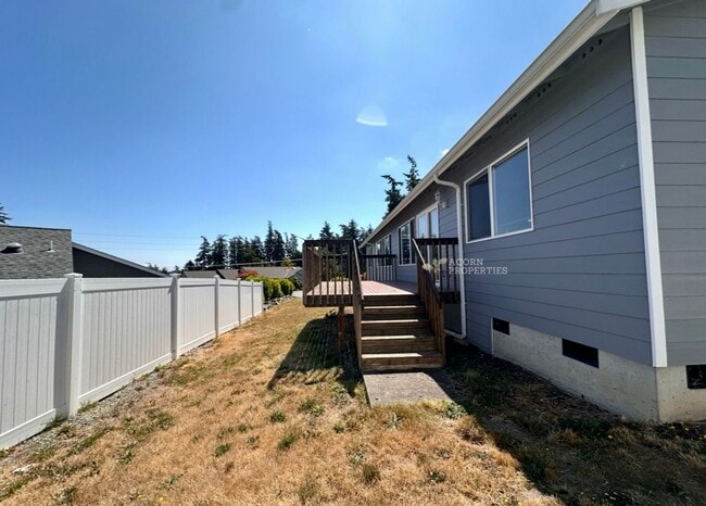 Building Photo - 1331 SW Harbor Vista Cir