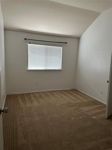 Building Photo - 7636 Rainbow Creek Dr