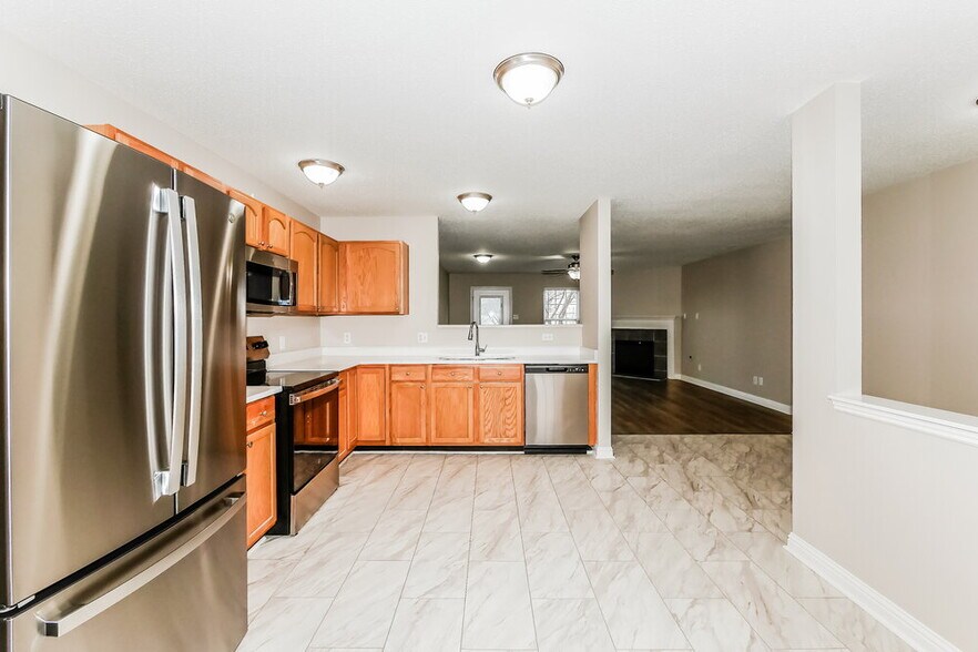 Building Photo - 8310 Weathervane Cir