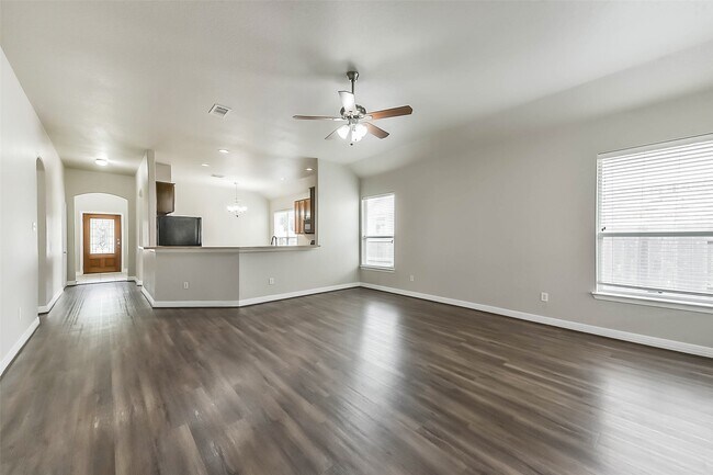 Building Photo - 21617 Horseshoe Dr