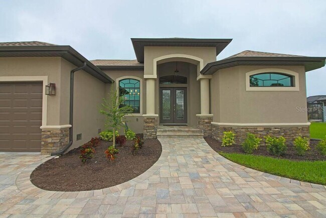 Building Photo - 1125 Rotonda Cir