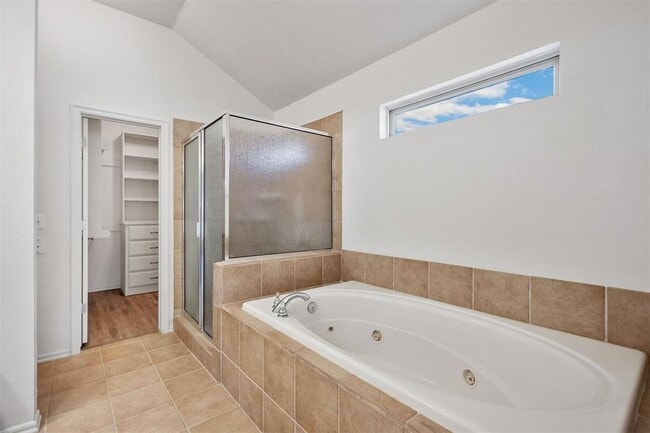 Building Photo - 2124 Trailwood Rd