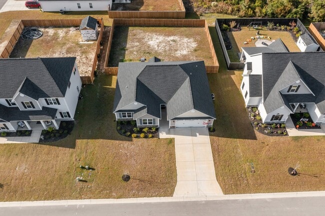 Building Photo - 517 Indigo Johnston Dr