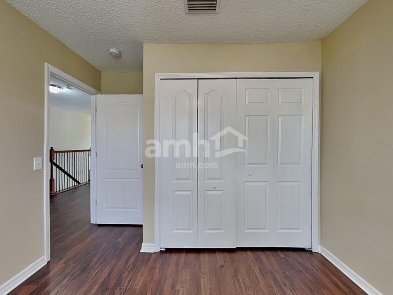Building Photo - 1226 Loretto Cir