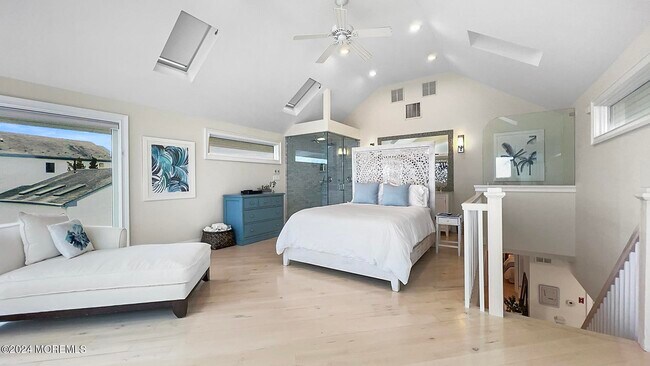 Building Photo - 9 Pocano Ave