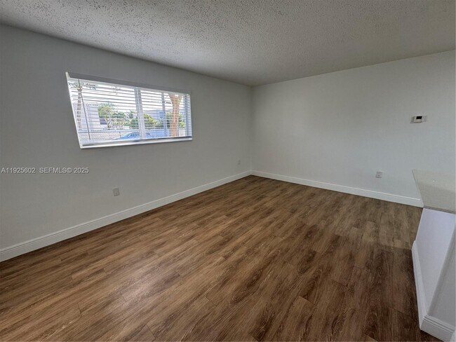 Building Photo - 6705 SW 44th St