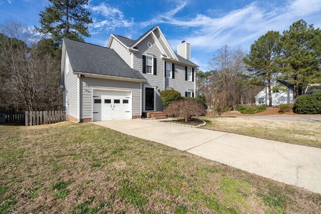 Building Photo - Four-Bedroom Home in Harrington Grove neighborhood!