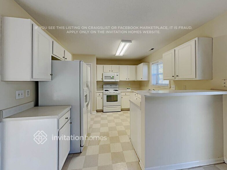 Building Photo - 103 Newberry Ln