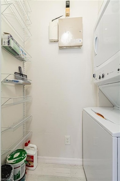 Building Photo - 1260 Wildwood Lakes Blvd