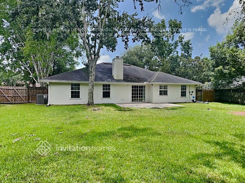 Building Photo - 12015 Stacy Scott Ct