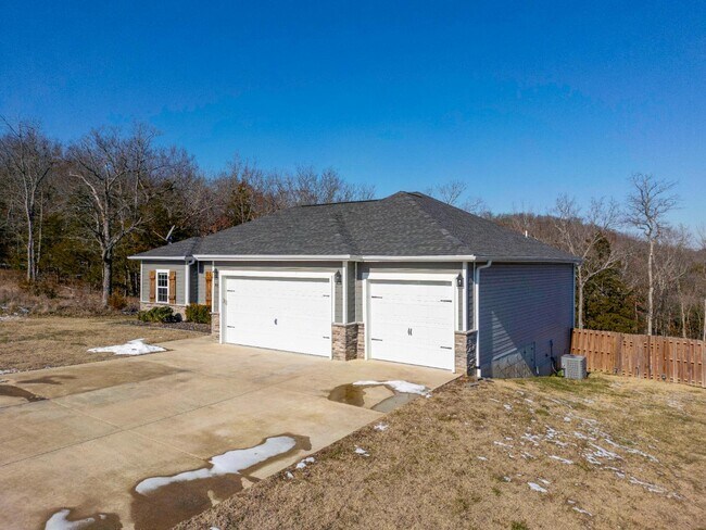 Building Photo - 391 Highpoints Ridge