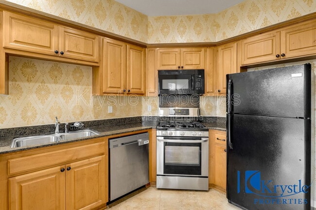 Building Photo - 664 Julmar Cir