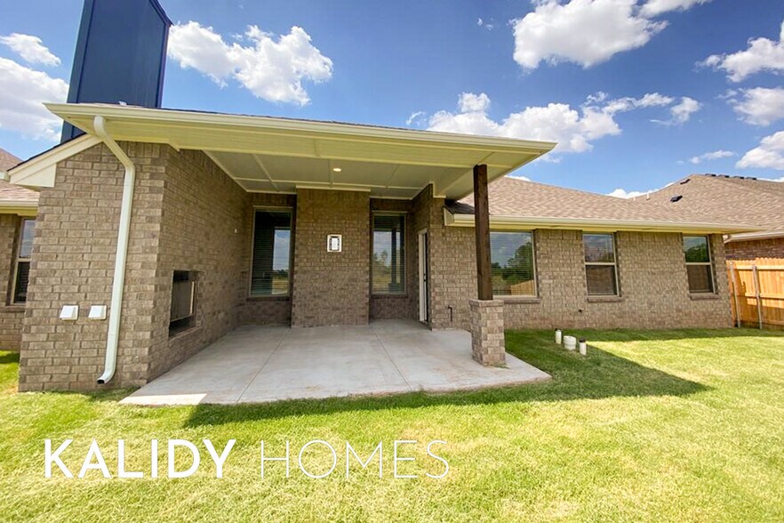 Building Photo - 12500 Elba Dr