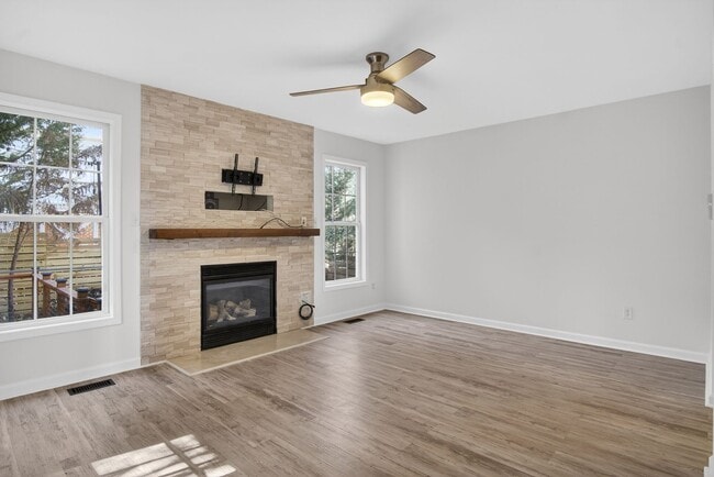 Building Photo - 4921 Windproof Way