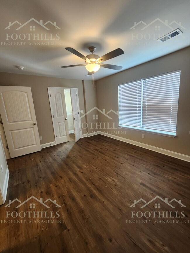 Building Photo - 113 Cypress Run