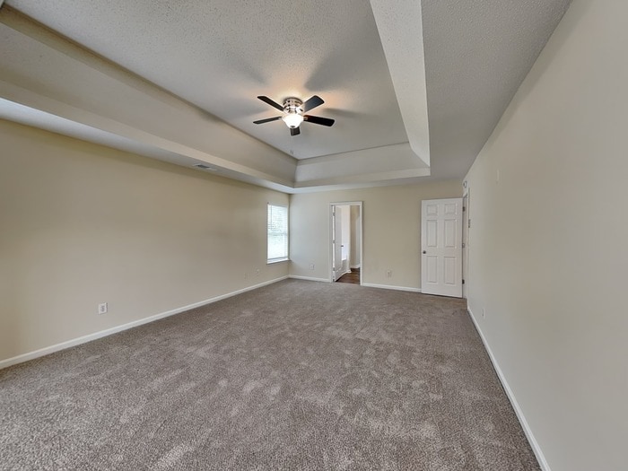Building Photo - 6095 Trotters Cir