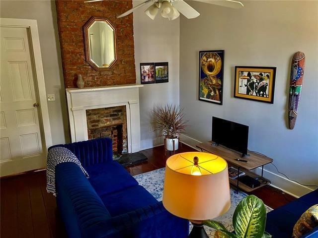 Building Photo - 2712 Chippewa St