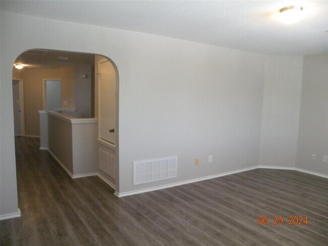 Building Photo - 3308 Etheredge Dr
