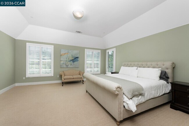 Building Photo - 3898 Happy Valley Rd