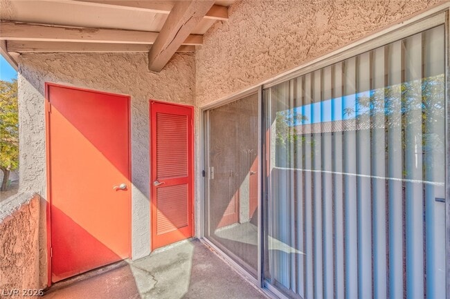 Building Photo - 1455 E Katie Ave