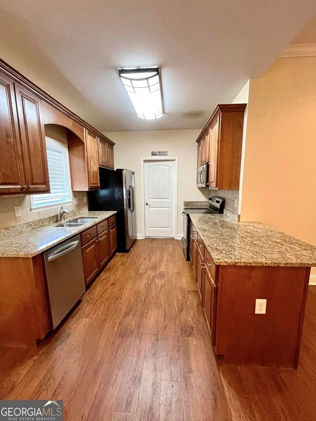 Building Photo - 104 Cottage Loop