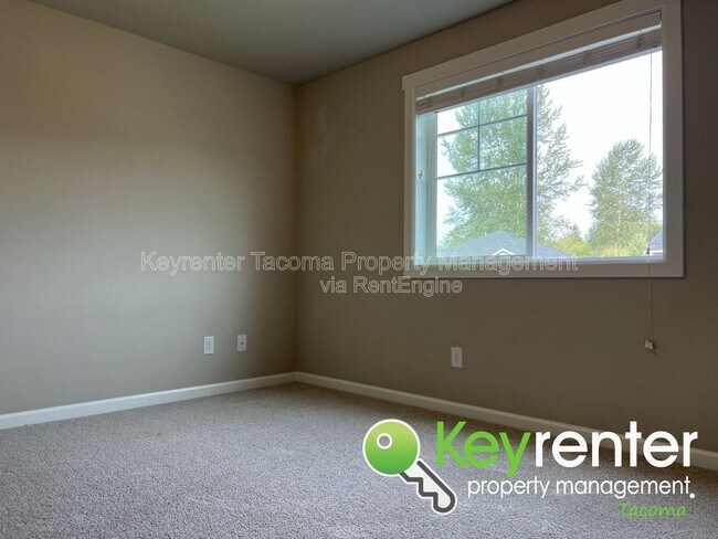 Building Photo - 16128-16181 81 Ave E