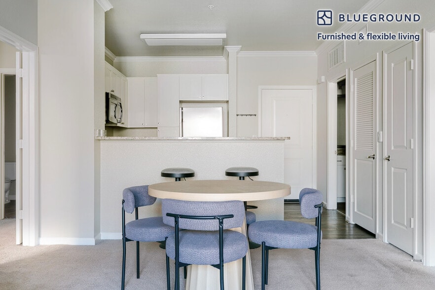 Building Photo - 501 Murphy Ranch Rd