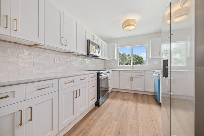 Building Photo - 8916 Memorial Hwy