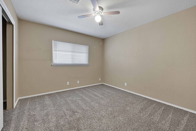 Building Photo - 6019 Old Corral