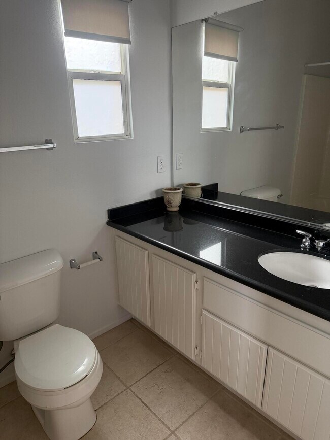 Building Photo - 47780 Sumac St