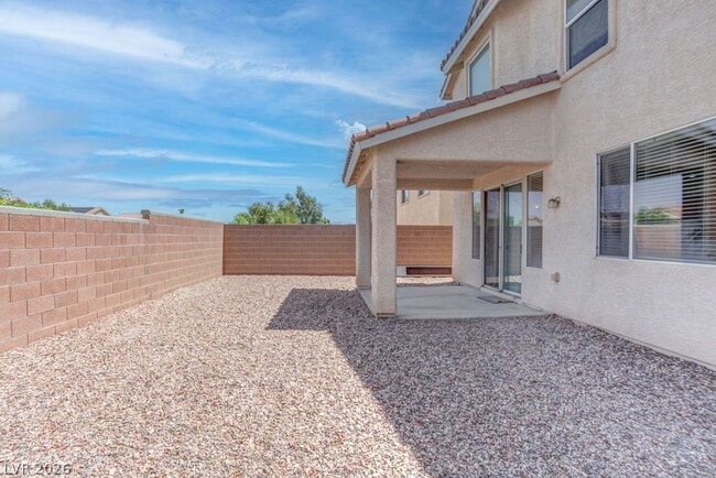 Building Photo - 9548 W Spring Blush Ave