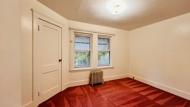 Building Photo - 164 E Elm Ave
