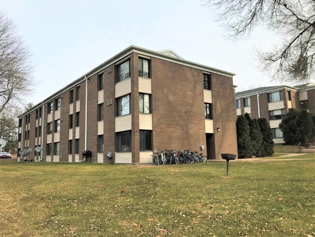Building Photo - 970 Union St