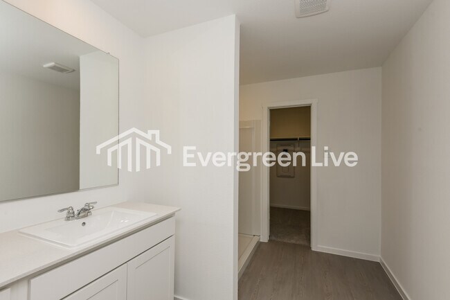 Building Photo - 2260 Tierra Madre Blvd