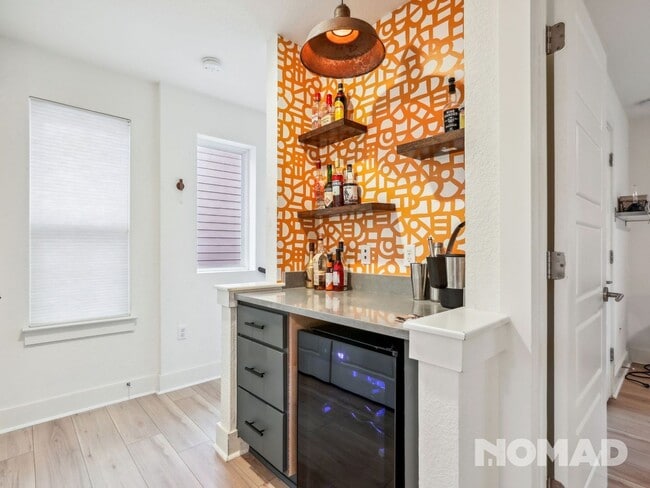 Building Photo - 2917 Bond Dr