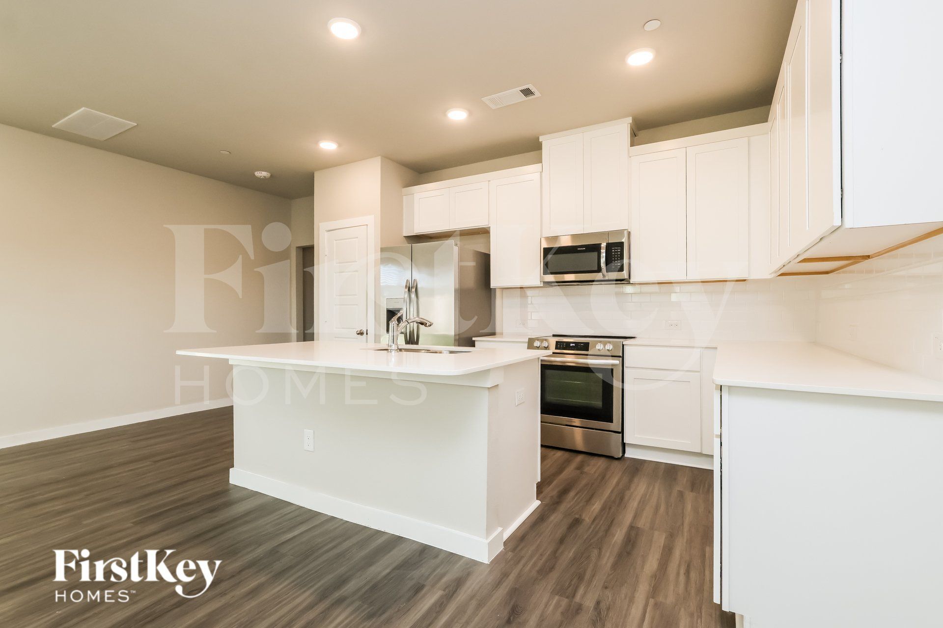 Building Photo - 434 S Centro Cir