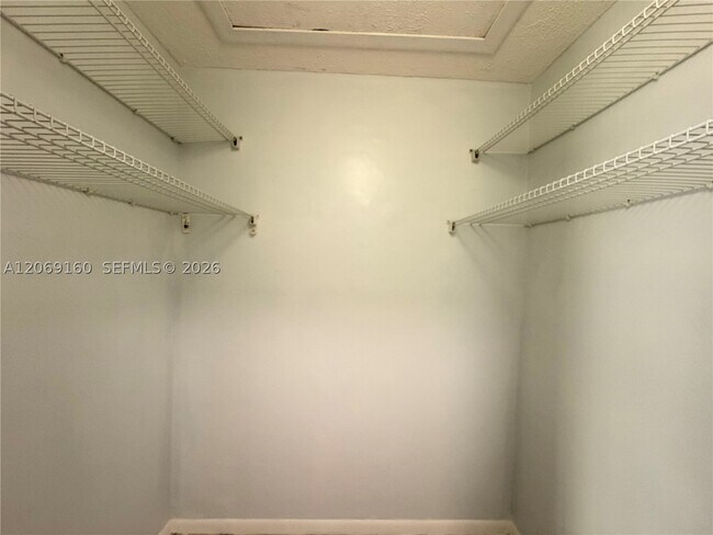 Building Photo - 8380 SW 154th Ave