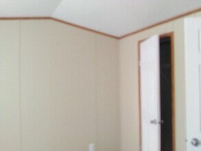 Building Photo - 1223 Hanck
