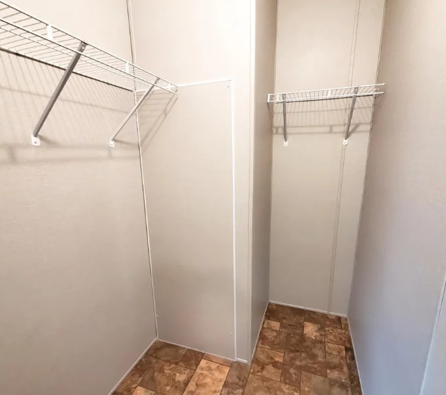 Building Photo - 9791 Spinnaker Dr