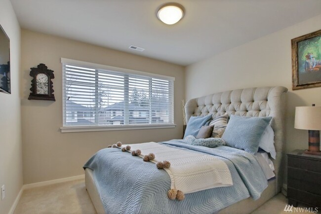 Building Photo - Auburn Lakeland Hills/Lakeview Community area 4 bedroom 2.5 bathroom home - Available May 1st, 2026