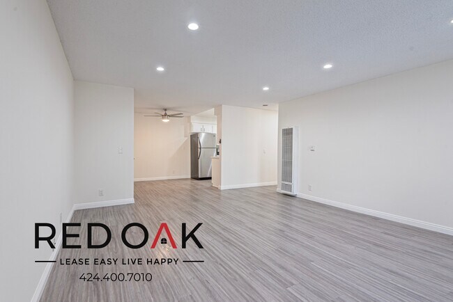 Building Photo - 5121 Klump Ave