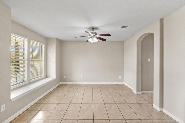 Building Photo - 113 Gregory Cove