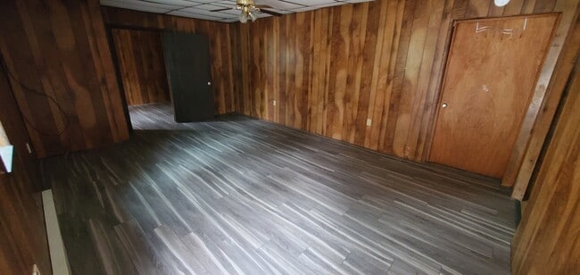 Building Photo - 2270 Harper Rd