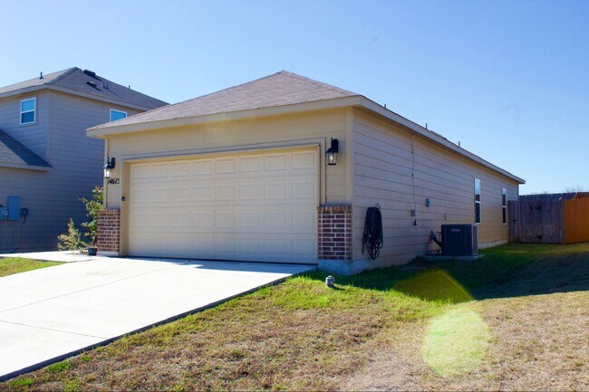 Building Photo - Butterfield Ranch