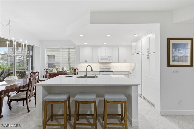 Building Photo - 25248 Pelican Creek Cir