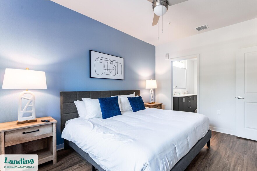 Building Photo - 1225 Utica Dr