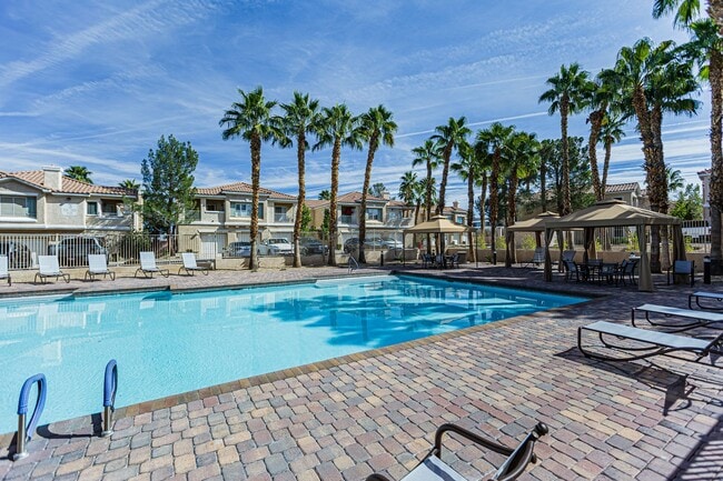 Building Photo - Green Valley Condo