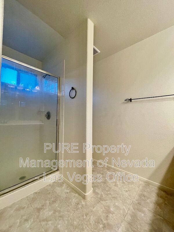 Building Photo - 520 Arrowhead Trail